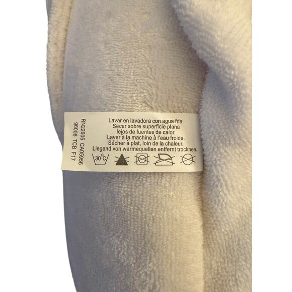 Isotoner Women's White Embroidered Rosebud Terry Ballerina Slippers Sz M 6.5-7.5 - Picture 5 of 7